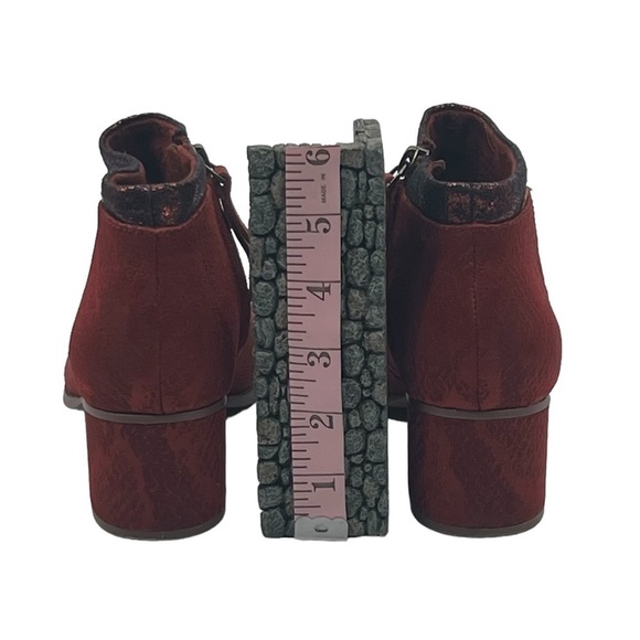 TOMS Red Suede Loren Block Heel Ankle Boots Size 7 Women's - Picture 8 of 9